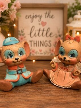 Source Unknown Turquoise and Peach Vintage Ceramic Mouse Couple Figurines